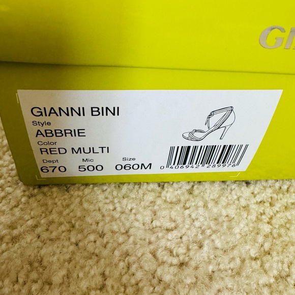 NEW Gianni Bini Abbrie Heels - Picture 2 of 8